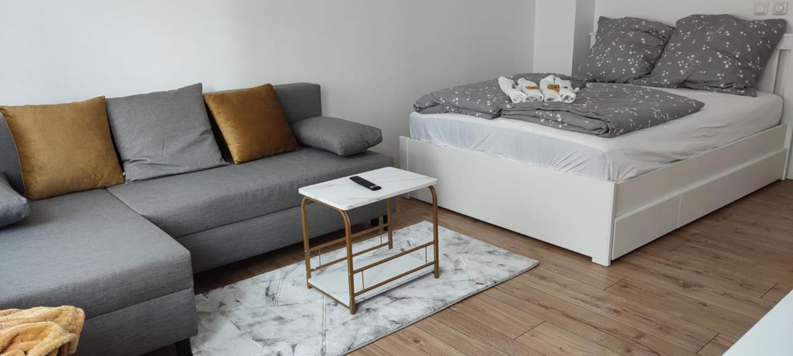 Privatzimmer-2 In Ruhiger Lage 9Min Von Hbh ニュルンベルク エクステリア 写真